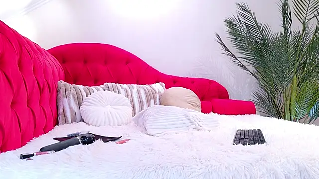 SelenaNoir online show from 29, 6, 2026