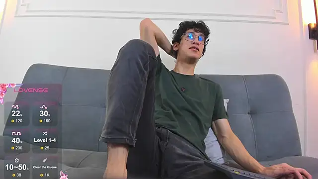 Cum hunters online show from 26, 6, 2026