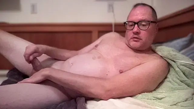 Snapshot of __DR3W__ chatting on 24, 9, 2025 DR3W online show from 24, 9, 2025