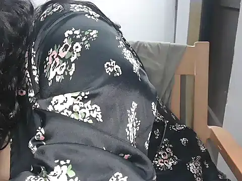 Snapshot of kissingcurvy chatting on 10, 2, 2026 kissingcurvy online show from 10, 2, 2026