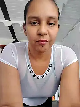 Snapshot of squirt-secret chatting on 3, 2, 2025 squirt-secret online show from 3, 2, 2025