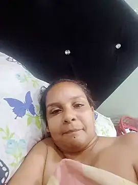 Snapshot of squirt-secret chatting on 4, 3, 2025 squirt-secret online show from 4, 3, 2025