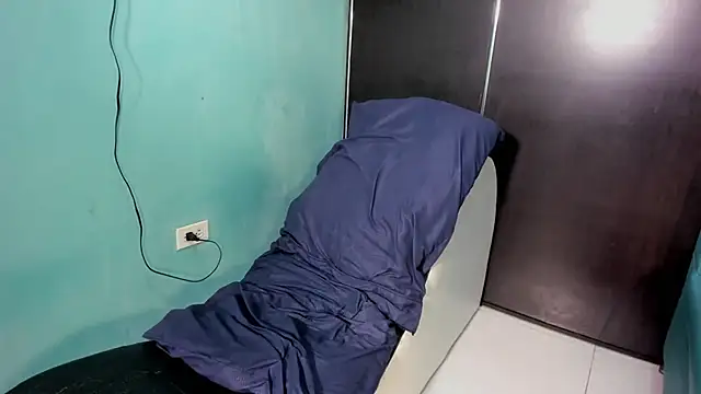 Snapshot of CoupleTwink12 chatting on 17, 2, 2025 CoupleTwink12 online show from 17, 2, 2025