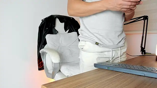 Snapshot of Fraannco chatting on 23, 1, 2025 Fraannco online show from 23, 1, 2025