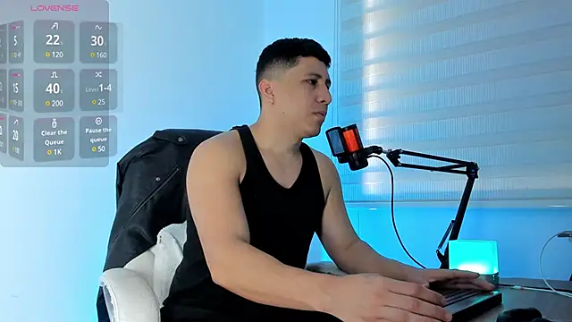 Snapshot of Fraannco chatting on 19, 2, 2025 Fraannco online show from 19, 2, 2025