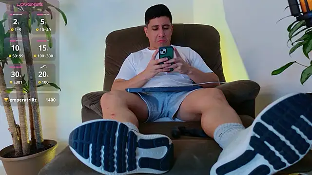 Snapshot of Fraannco chatting on 1, 10, 2025 Fraannco online show from 1, 10, 2025