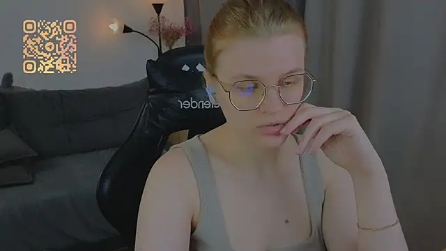 Snapshot of _JessieVibes chatting on 2, 8, 2026 JessieVibes online show from 2, 8, 2026