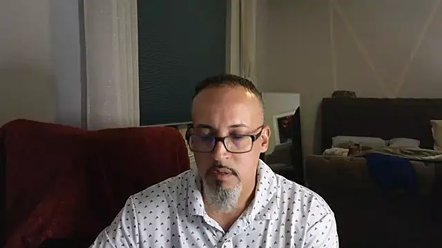 Snapshot of TheConfidentialClub chatting on 19, 2, 2025 TheConfidentialClub online show from 19, 2, 2025