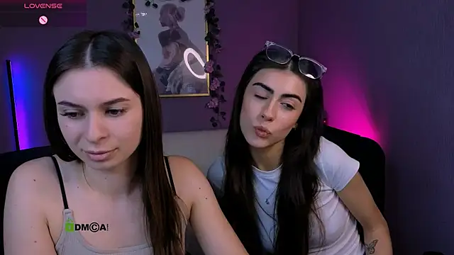 Snapshot of flora_ri chatting on 16, 10, 2025 flora ri online show from 16, 10, 2025