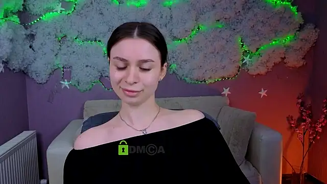 Snapshot of flora_ri chatting on 24, 4, 2026 flora ri online show from 24, 4, 2026