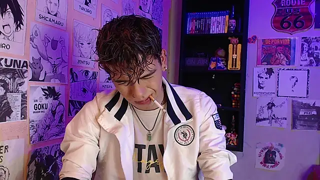 Snapshot of Mickey_Magic chatting on 6, 3, 2025 Mickey Magic online show from 6, 3, 2025