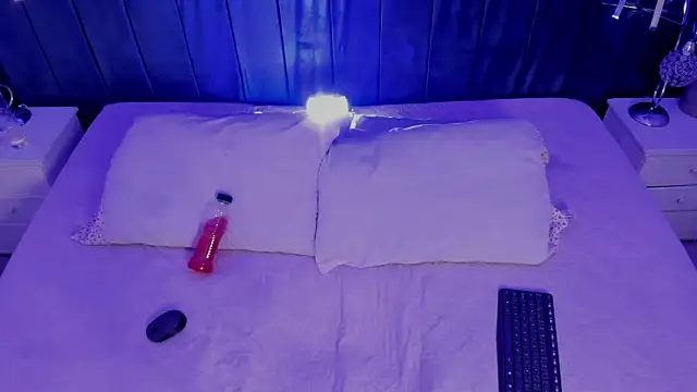 JeanneSabatier online show from 27, 2, 2025