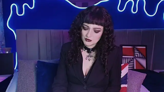 Snapshot of JeanneSabatier chatting on 24, 6, 2026 JeanneSabatier online show from 24, 6, 2026