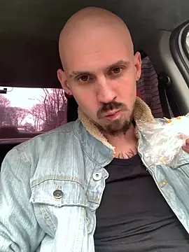 AssHunter4k online show from 14, 3, 2025