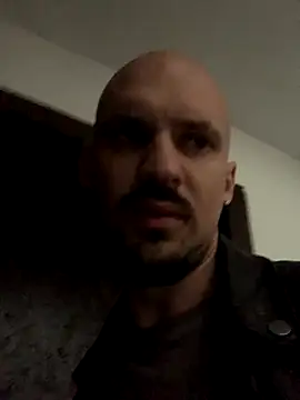 AssHunter4k online show from 26, 9, 2025