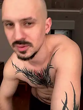 AssHunter4k online show from 12, 1, 2026