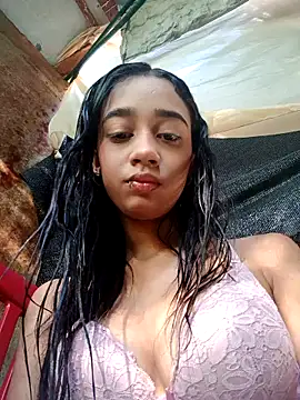 Snapshot of Zoe_Sweett18 chatting on 18, 1, 2025 Zoe Sweett18 online show from 18, 1, 2025