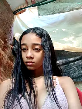 Snapshot of Zoe_Sweett18 chatting on 27, 1, 2025 Zoe Sweett18 online show from 27, 1, 2025