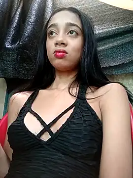 Snapshot of Zoe_Sweett18 chatting on 4, 3, 2025 Zoe Sweett18 online show from 4, 3, 2025