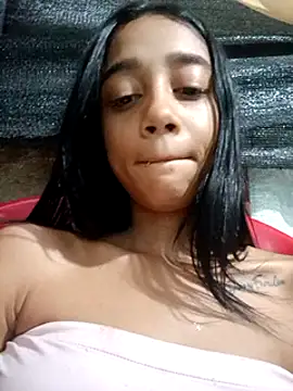 Snapshot of Zoe_Sweett18 chatting on 7, 3, 2025 Zoe Sweett18 online show from 7, 3, 2025