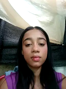 Snapshot of Zoe_Sweett18 chatting on 22, 3, 2025 Zoe Sweett18 online show from 22, 3, 2025