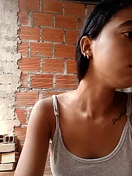 Snapshot of Zoe_Sweett18 chatting on 11, 9, 2025 Zoe Sweett18 online show from 11, 9, 2025