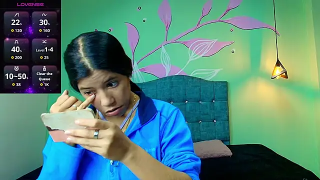 Connie Bell online show from 6, 11, 2025