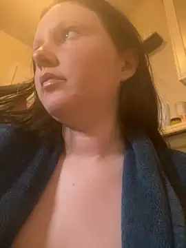 Snapshot of VenusandIppy chatting on 29, 10, 2025 VenusandIppy online show from 29, 10, 2025