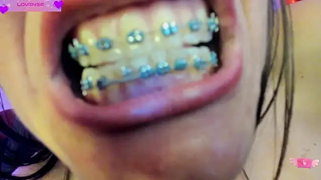 VioletParkker online show from 15, 2, 2025