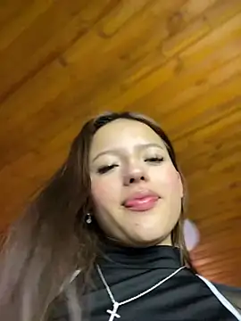 Sofia18 pinkk online show from 25, 2, 2025