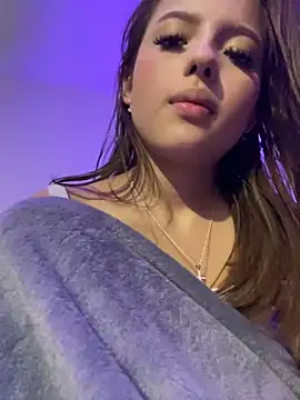 Sofia18 pinkk online show from 2, 3, 2025