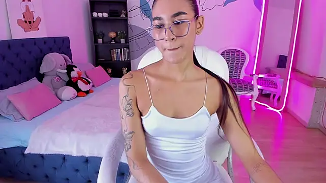 Dana Paula online show from 26, 6, 2026