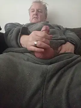 Snapshot of Paolo7619 chatting on 29, 10, 2025 Paolo7619 online show from 29, 10, 2025