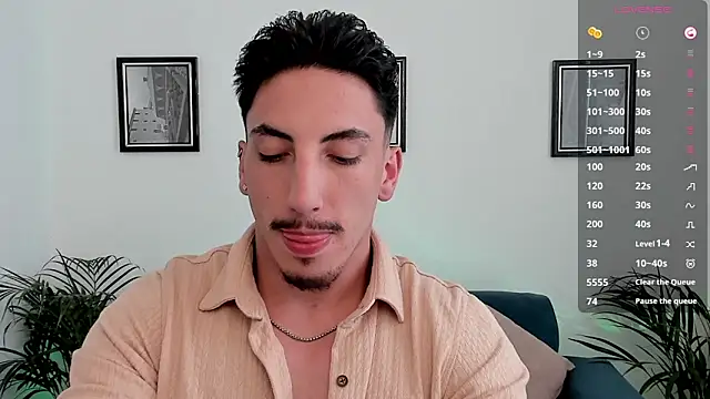 dylanspencer28 online show from 12, 3, 2025