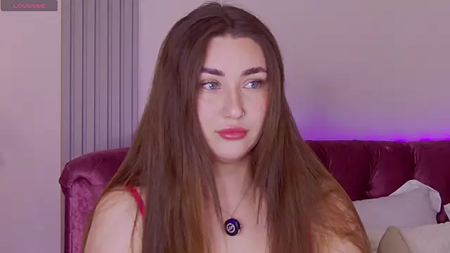 KiraBarlows online show from 18, 6, 2026
