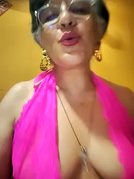 Snapshot of ilonna2025 chatting on 28, 6, 2026 ilonna2025 online show from 28, 6, 2026