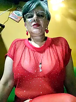 Snapshot of ilonna2025 chatting on 7, 8, 2026 ilonna2025 online show from 7, 8, 2026