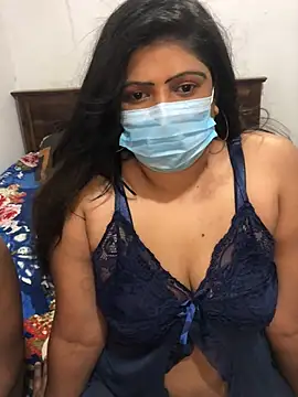 Snapshot of Lovely_WINDI chatting on 20, 3, 2026 Lovely WINDI online show from 20, 3, 2026