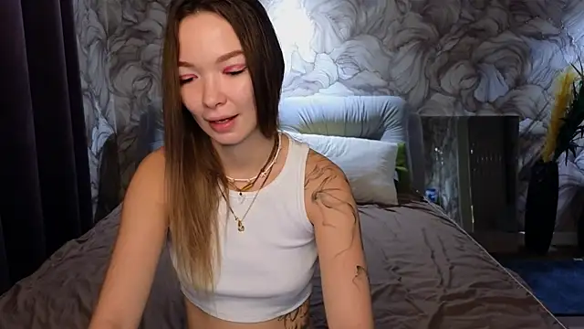 SusannJohnson online show from 11, 10, 2025