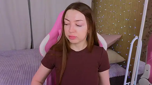 Snapshot of Ann_moon__ chatting on 2, 2, 2025 Ann moon online show from 2, 2, 2025