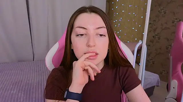 Snapshot of Ann_moon__ chatting on 2, 2, 2025 Ann moon online show from 2, 2, 2025