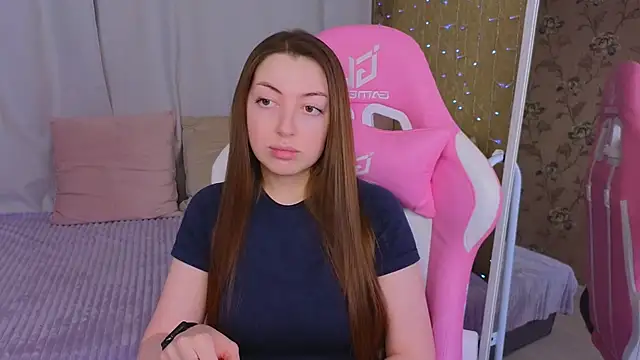 Snapshot of Ann_moon__ chatting on 9, 2, 2025 Ann moon online show from 9, 2, 2025