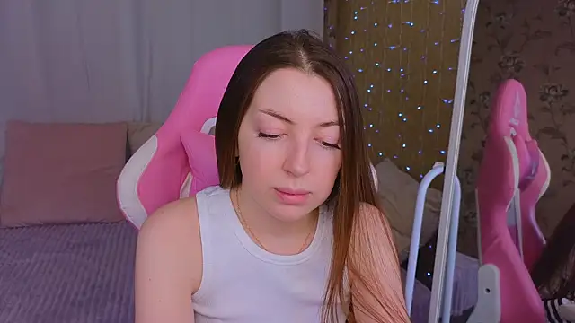 Snapshot of Ann_moon__ chatting on 12, 2, 2025 Ann moon online show from 12, 2, 2025