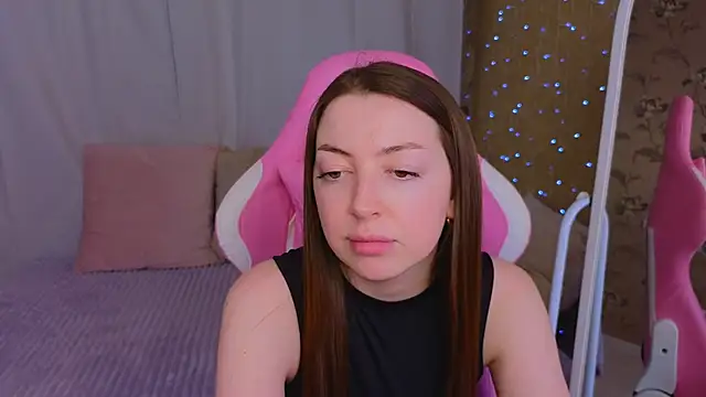 Snapshot of Ann_moon__ chatting on 22, 2, 2025 Ann moon online show from 22, 2, 2025