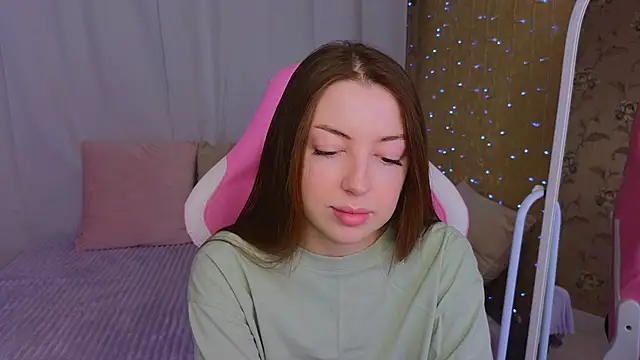 Snapshot of Ann_moon__ chatting on 23, 2, 2025 Ann moon online show from 23, 2, 2025