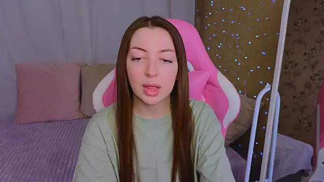 Snapshot of Ann_moon__ chatting on 23, 2, 2025 Ann moon online show from 23, 2, 2025