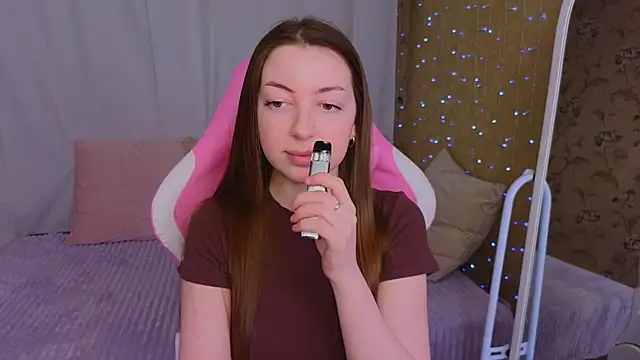 Snapshot of Ann_moon__ chatting on 27, 2, 2025 Ann moon online show from 27, 2, 2025