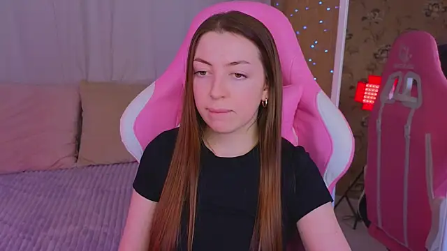 Snapshot of Ann_moon__ chatting on 10, 3, 2025 Ann moon online show from 10, 3, 2025