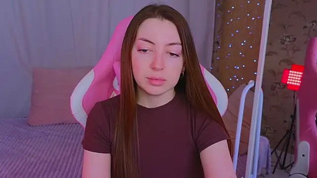 Snapshot of Ann_moon__ chatting on 13, 3, 2025 Ann moon online show from 13, 3, 2025