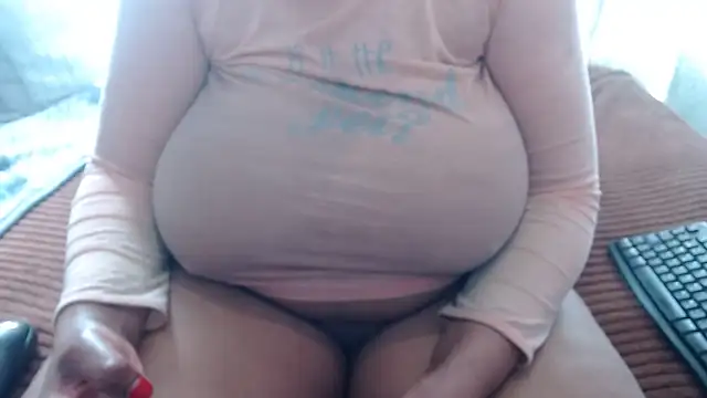BUBBLYBUNNYxx online show from 6, 5, 2026